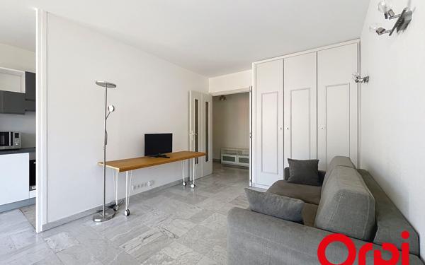 Appartement à louer    2 pièces • 49,97 m2 Roquebrune-Cap-Martin