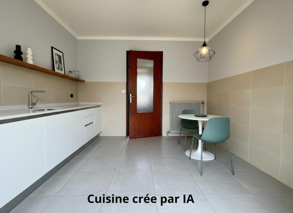 A VISITER SUR CARPENTRAS (84)  - MAISON TRADITIONNELLE DE 89 M²  SUR TERRAIN DE 493 M²