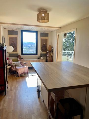 Appartement à vendre 5 pièces CARCASSONNE 105m2 environ (11) 3 chambres avec 2 terrasses et deux places de parking