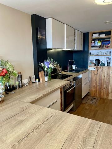 Appartement à vendre 5 pièces CARCASSONNE 105m2 environ (11) 3 chambres avec 2 terrasses et deux places de parking