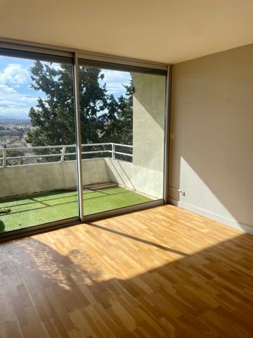 Appartement à vendre 5 pièces CARCASSONNE 105m2 environ (11) 3 chambres avec 2 terrasses et deux places de parking