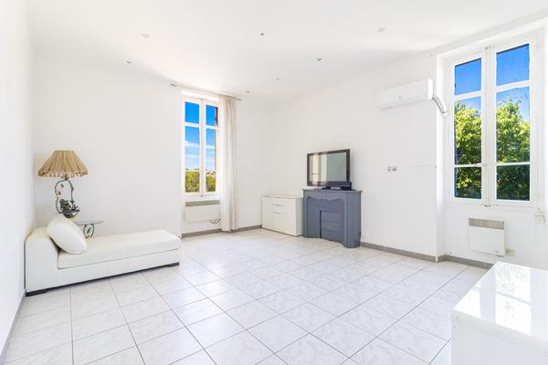 Maison 6 pièces 220 m2