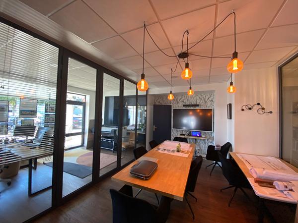 LA ROCHELLE - LA VILLE EN BOIS - LOCAL COMMERCIAL DISPONIBLE 167 m²
