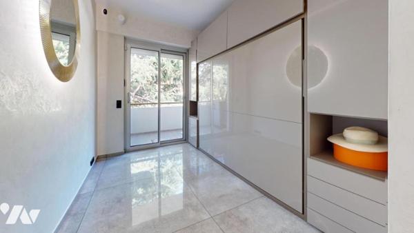 Super CANNES - Dernier étage avec Roof top et vue mer panoramique !