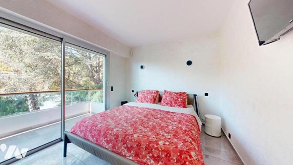 Super CANNES - Dernier étage avec Roof top et vue mer panoramique !