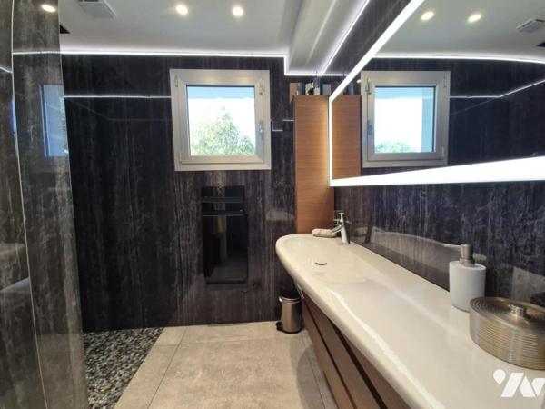 Super CANNES - Dernier étage avec Roof top et vue mer panoramique !