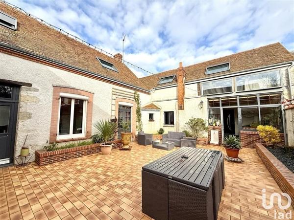 Maison 8 pièces de 180 m² à Boynes (45300)