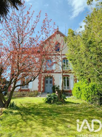 Maison à vendre 14 pièces 357 m² Coutances