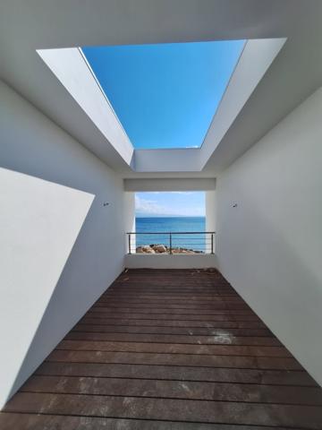 Sanguinaires T4/T5 duplex 140m² les pieds dans l'eau vue mer