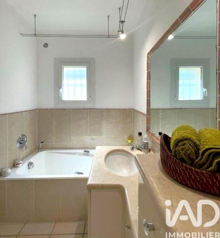 Maison à vendre 5 pièces 154,16 m² Fréjus