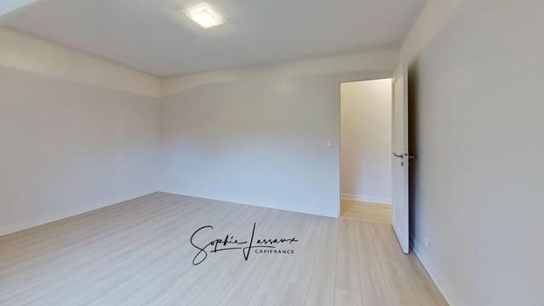 Dpt Yvelines (78), à vendre LA CELLE SAINT CLOUD maison familiale avec sous-sol en rez-de-jardin