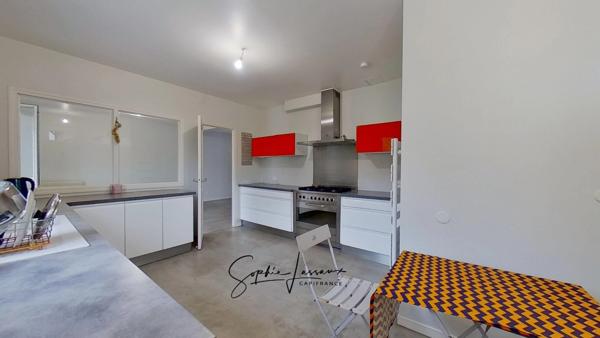 Dpt Yvelines (78), à vendre LA CELLE SAINT CLOUD maison familiale avec sous-sol en rez-de-jardin