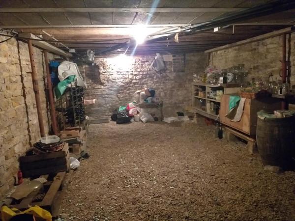 Maison ancienne en pans de bois 104m² plain-pied avec grenier aménageable et dépendances