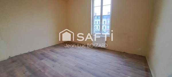 ORBEC CENTRE IMMEUBLE A RENOVER 4 ETAGES 400M² FORT POTENTIEL