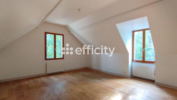 Maison
         8 pièces
        - 176 m² Bien prestige 925 000 € *