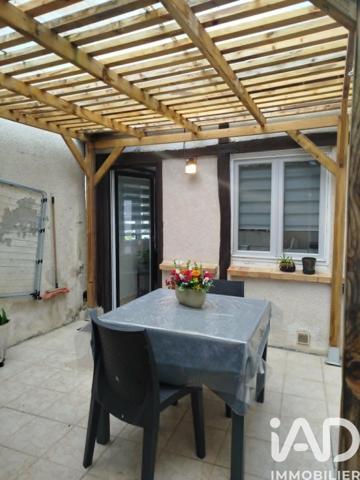 Maison à vendre 6 pièces 130 m² Bourges