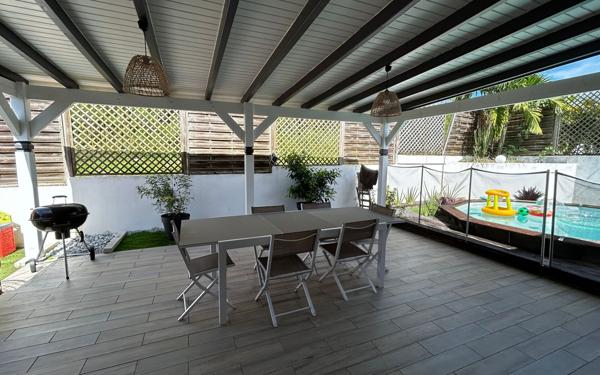 Maison à vendre    4 pièces • 111 m2 Sainte-Anne