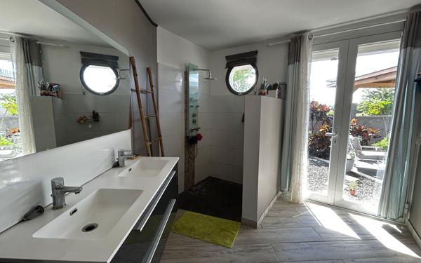 Maison à vendre    4 pièces • 111 m2 Sainte-Anne