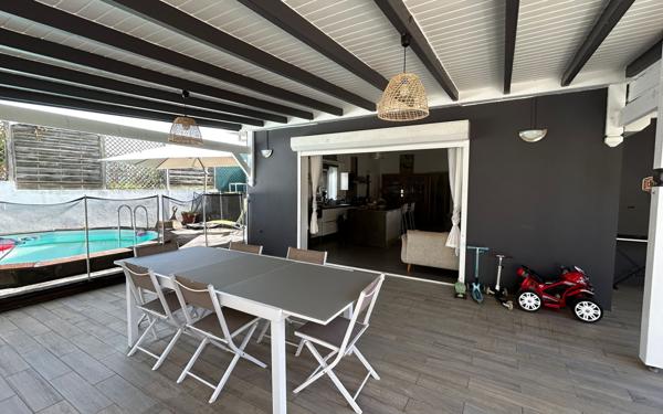 Maison à vendre    4 pièces • 111 m2 Sainte-Anne