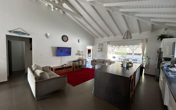 Maison à vendre    4 pièces • 111 m2 Sainte-Anne