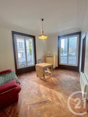 Appartement Studio à vendre  1 pièce - 21,18 m 2   FONTAINEBLEAU  - 77
