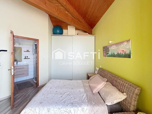 Maison d'architecte de 220m2 avec dépendance 80m2