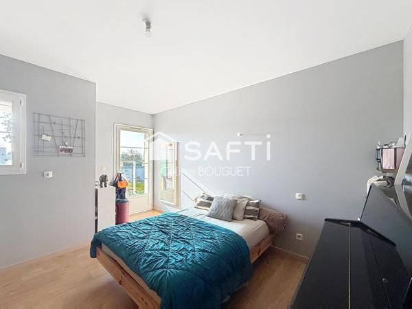 Maison d'architecte de 220m2 avec dépendance 80m2