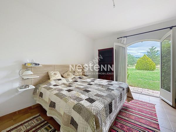 Lourmarin - Maison 5 pièce(s), 180m2, 4 belles chambres, garage-,piscine