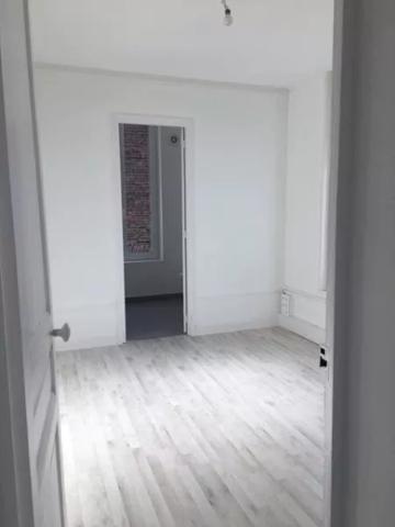 Location Studio 1 pièces 25 m2 à Saint-Quentin