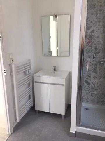 Location Studio 1 pièces 25 m2 à Saint-Quentin