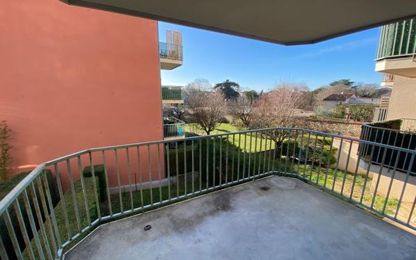 Appartement à louer    3 pièces • 69 m2 Castres