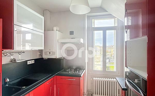Appartement à louer    3 pièces •  Brive-la-Gaillarde