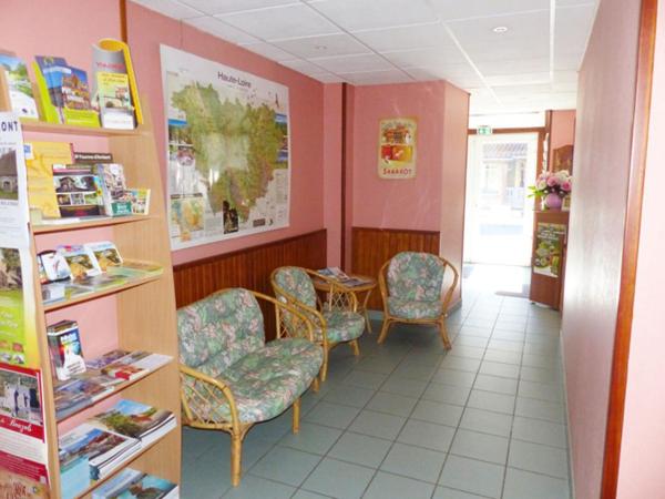 Vente des murs et du fonds de commerce - 710 m² - Le Puy-en-Velay