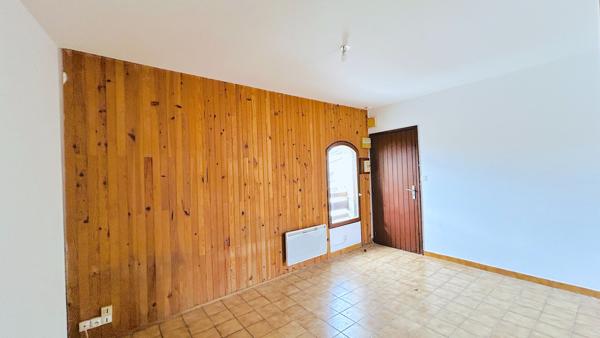 A LOUER APPARTEMENT DE TYPE 1 DE 27 M2 - SAINT ANDRE DE CUBZAC CENTRE , Saint andre de cubzac A LOUER APPARTEMENT DE TYPE 1 DE 27 M2 - SAINT ANDRE DE CUBZAC CENTRE , Saint andre de cubzac