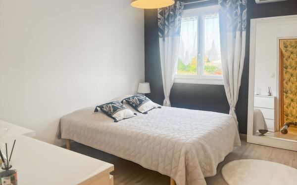 Maison à vendre    4 pièces •  Marseillan