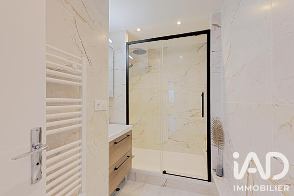 Appartement à vendre 2 pièces 53 m² Courbevoie