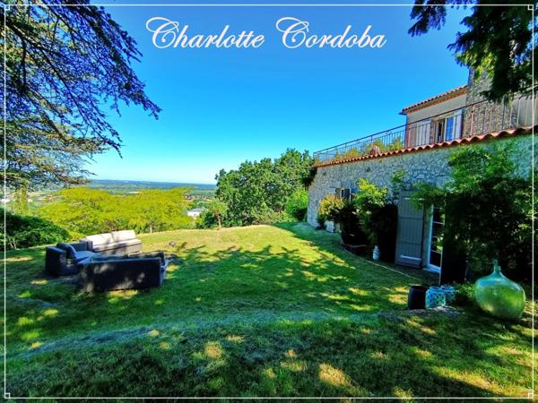 🌿 Il était une fois une maison en pierre au cœur de la nature… 2 ha et vue imprenable