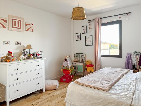 Châteaurenard (13160) Mas entièrement rénové 3 chambres 126 m2 et garage sur 400 m2 de terrain