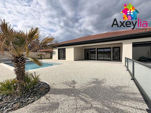 Saint-Alban-les-Eaux (42370) A VENDRE - SAINT-ALBAN-LES-EAUX - MAISON NEUVE DE 125M2 AVEC 3 CHAMBRES, TERRASSE, PISCINE, GARAGE ET TERRAIN