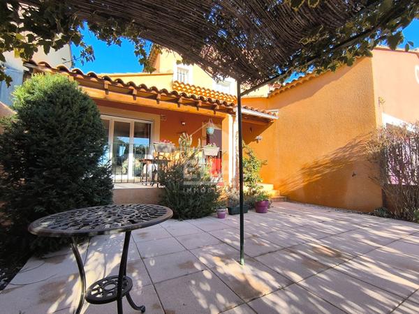 Maison au calme avec jardin, piscine et garage
