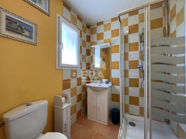 Maison au calme avec jardin, piscine et garage