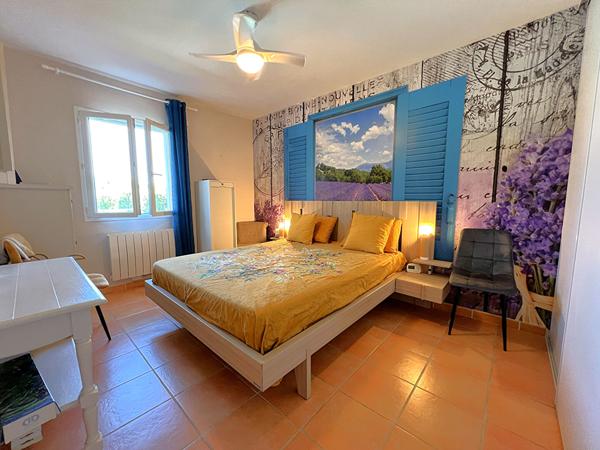 Maison au calme avec jardin, piscine et garage