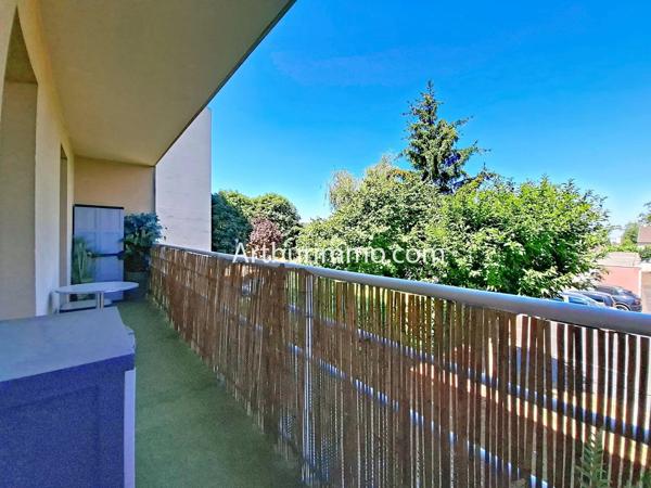 Vente                                                      Appartement
                        
                     3 pièces                      65 m2                     à Boissy-Saint-Léger