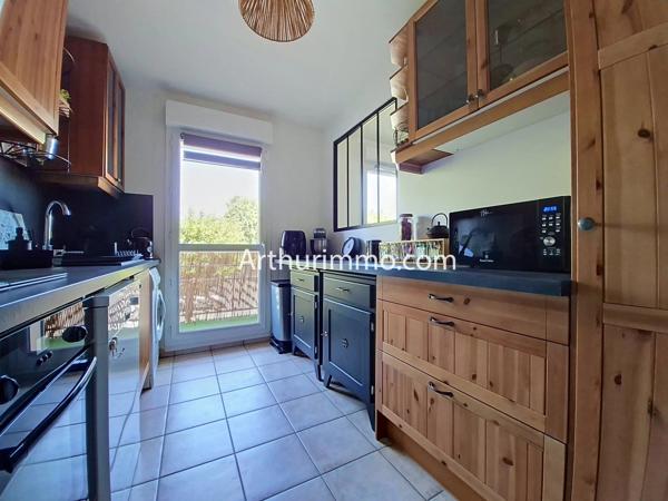 Vente                                                      Appartement
                        
                     3 pièces                      65 m2                     à Boissy-Saint-Léger