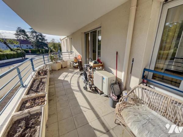 NEUVILLE SUR SAÔNE (69250) appartement T2 50m² parking privatif cave