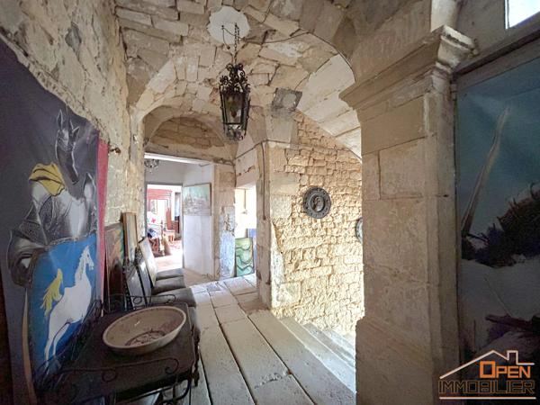 Maison en pierre de type médiéval – 246m²