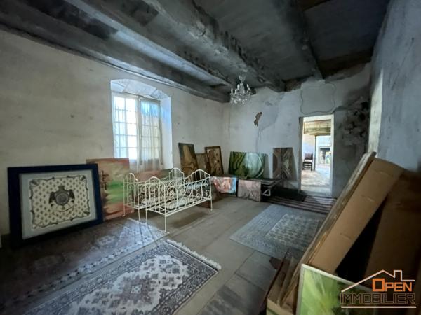 Maison en pierre de type médiéval – 246m²