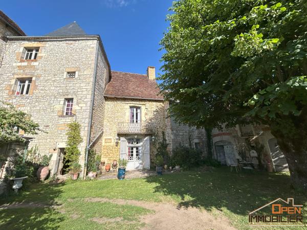Maison en pierre de type médiéval – 246m²