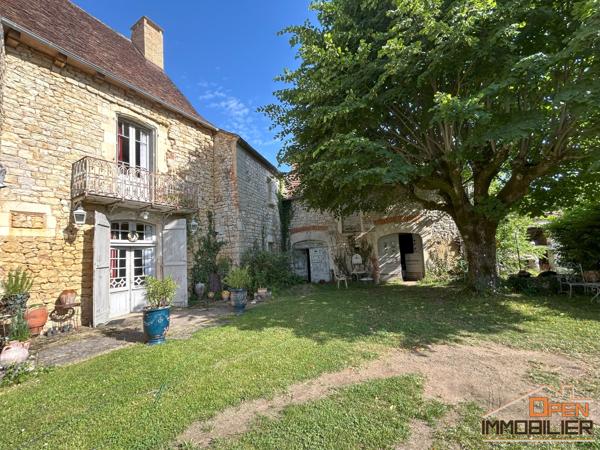 Maison en pierre de type médiéval – 246m²