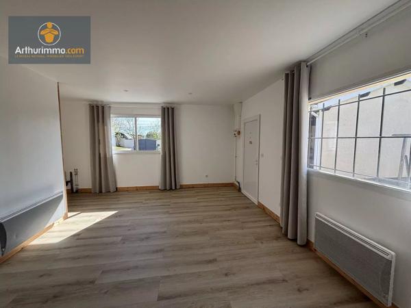 Vente                                                      Maison
                        
                     8 pièces                      150 m2                     à Casteljaloux